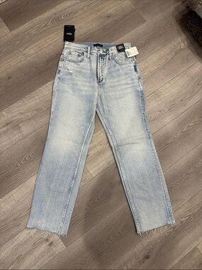 Silver Jeans Frisco High-Rise Straight Leg Jeans - Light Blue Wash